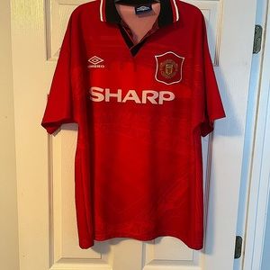Mens Manchester United 95-96 Jersey Size L.